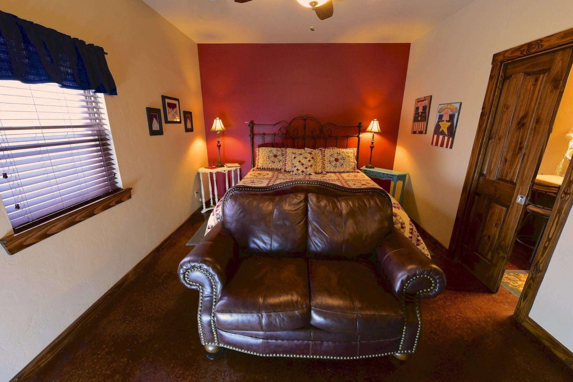 Lazy T Bed And Breakfast Fredericksburg Buitenkant foto